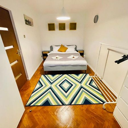 Modern Place To Stay-Self Check-In Nonstop 24H-Wifi ريشيتسا المظهر الخارجي الصورة