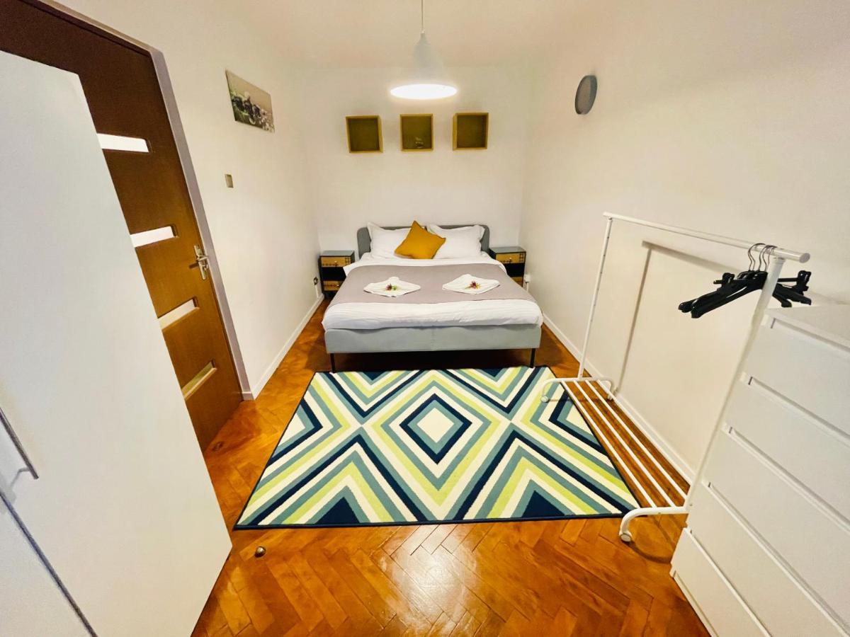 Modern Place To Stay-Self Check-In Nonstop 24H-Wifi ريشيتسا المظهر الخارجي الصورة